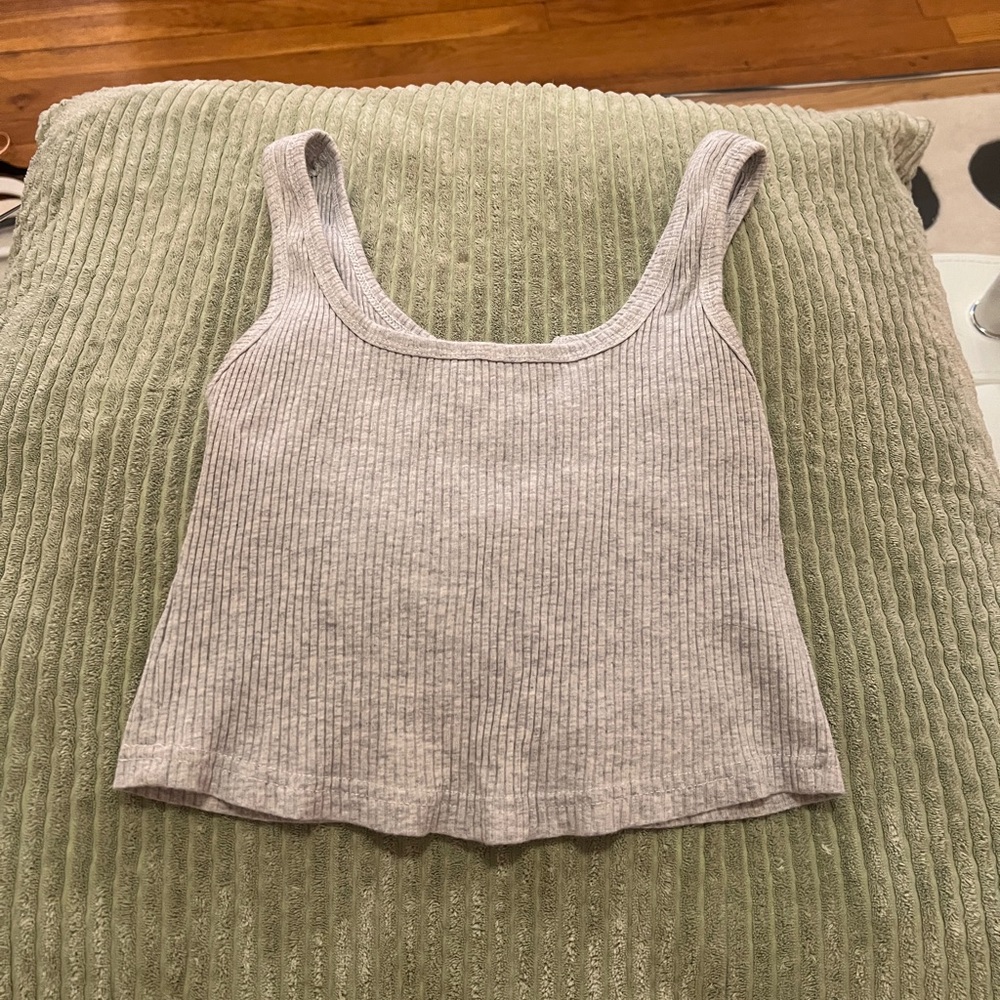 Gray Ribbed Knit Tank Top - Picture 2 of 3